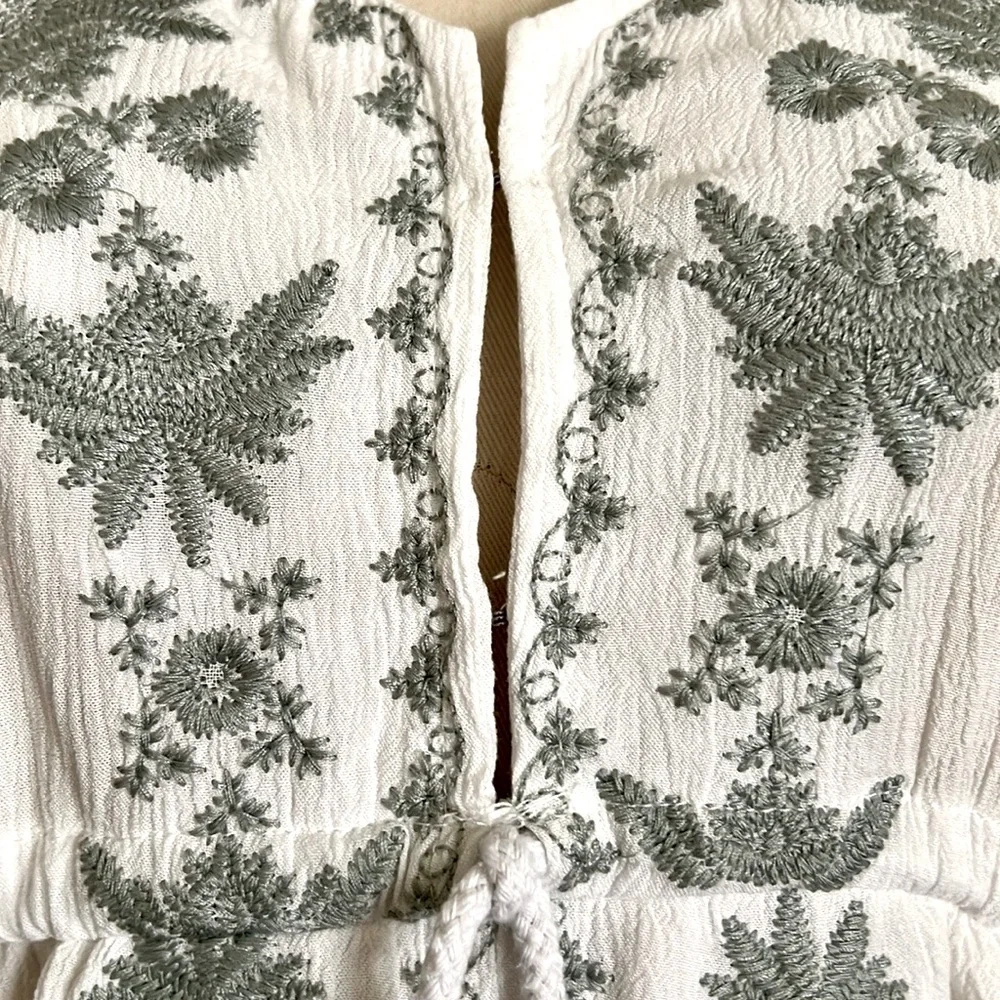 R. Vivimos / High~Low Embroidered Dress / Boho - Picture 14 of 16